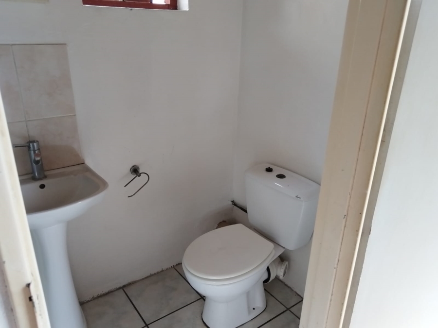 3 Bedroom Property for Sale in Swartkops Eastern Cape